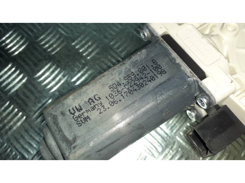 Recambio de motor elevalunas delantero izquierdo para volkswagen golf vii lim. referencia OEM IAM 5Q4959801B 1036C22942100 17043