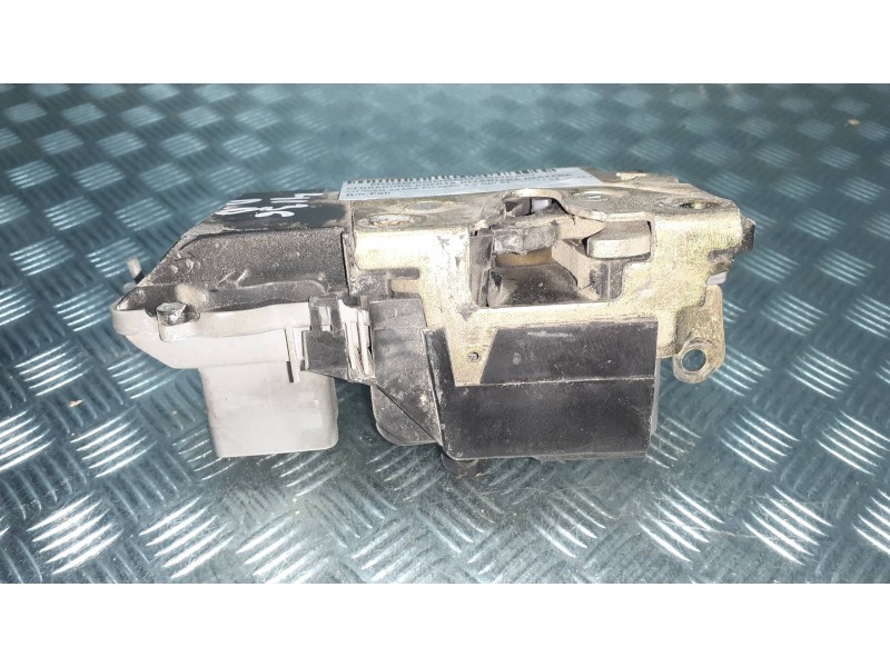 Recambio de cerradura puerta delantera derecha para citroen xsara picasso 2.0 hdi sx referencia OEM IAM   