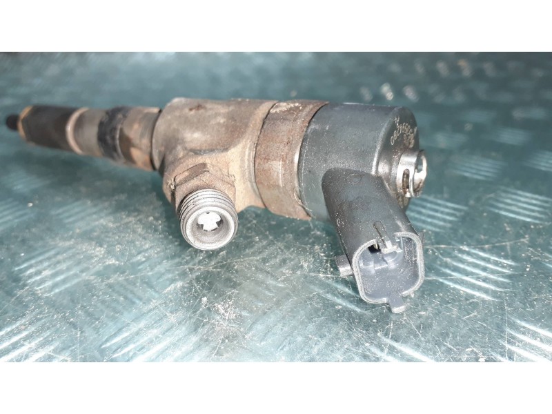 Recambio de inyector para citroen xsara picasso 2.0 hdi sx referencia OEM IAM 0445110076 9653594280 BOSCH