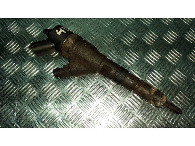 Recambio de inyector para citroen xsara picasso 2.0 hdi sx referencia OEM IAM 0445110076 9653594280 BOSCH