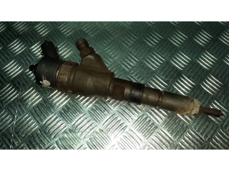 Recambio de inyector para citroen xsara picasso 2.0 hdi sx referencia OEM IAM 0445110076 9653594280 BOSCH