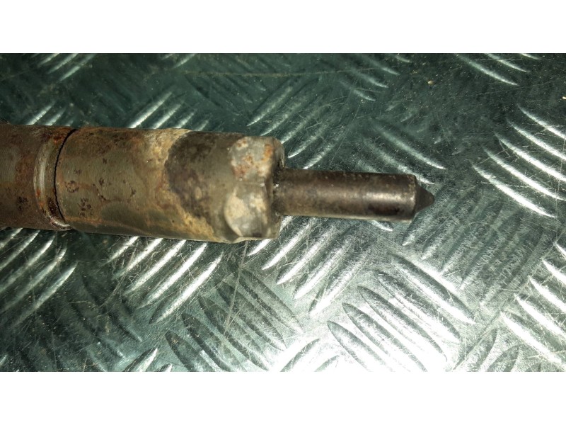 Recambio de inyector para citroen xsara picasso 2.0 hdi sx referencia OEM IAM 0445110076 9653594280 BOSCH