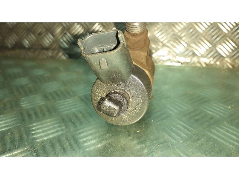 Recambio de inyector para citroen xsara picasso 2.0 hdi sx referencia OEM IAM 0445110076 9653594280 BOSCH