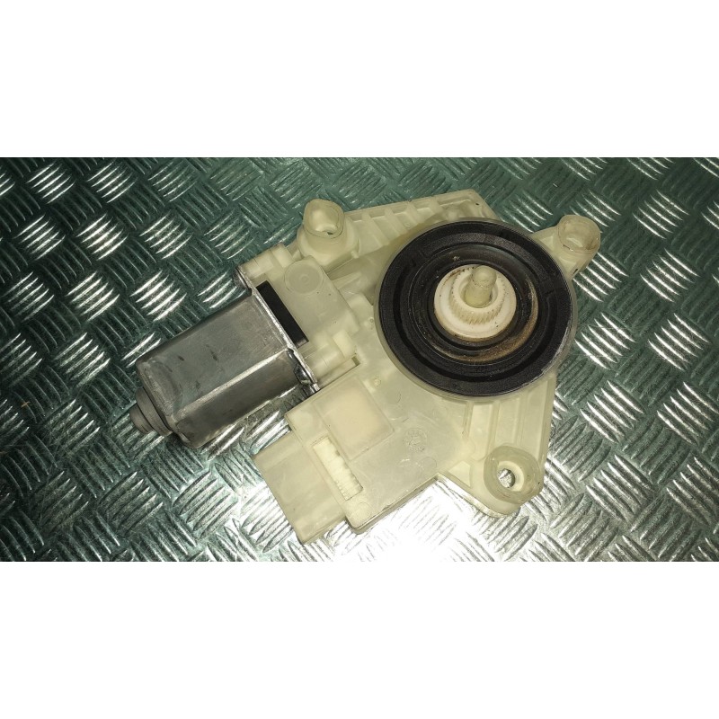 Recambio de motor elevalunas trasero derecho para volkswagen golf vii lim. referencia OEM IAM 5Q4959812D 0011570838 