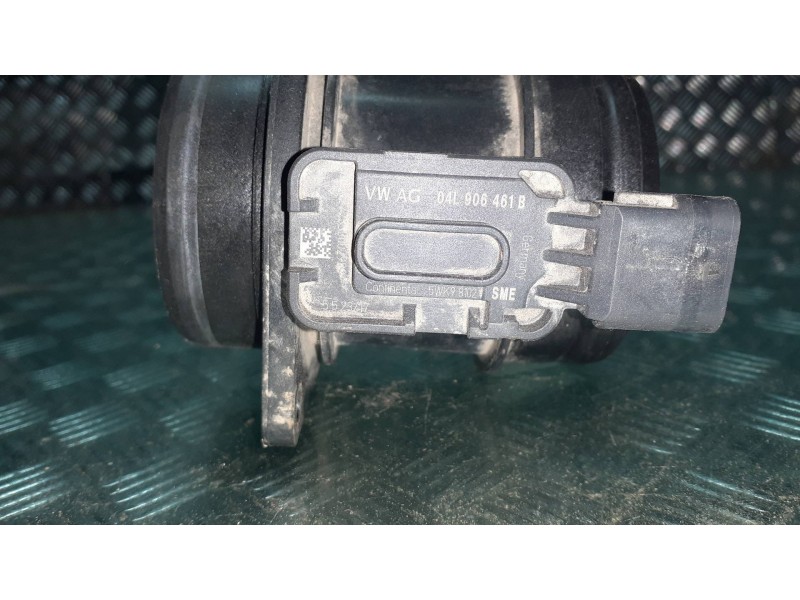 Recambio de caudalimetro para volkswagen golf vii lim. referencia OEM IAM 04L906461B 5WK98102 CONTINENTAL