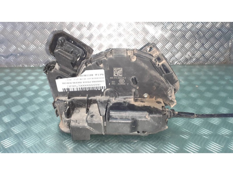 Recambio de cerradura puerta trasera derecha para volkswagen golf vii lim. referencia OEM IAM A6E5TA839016E RH45380180 