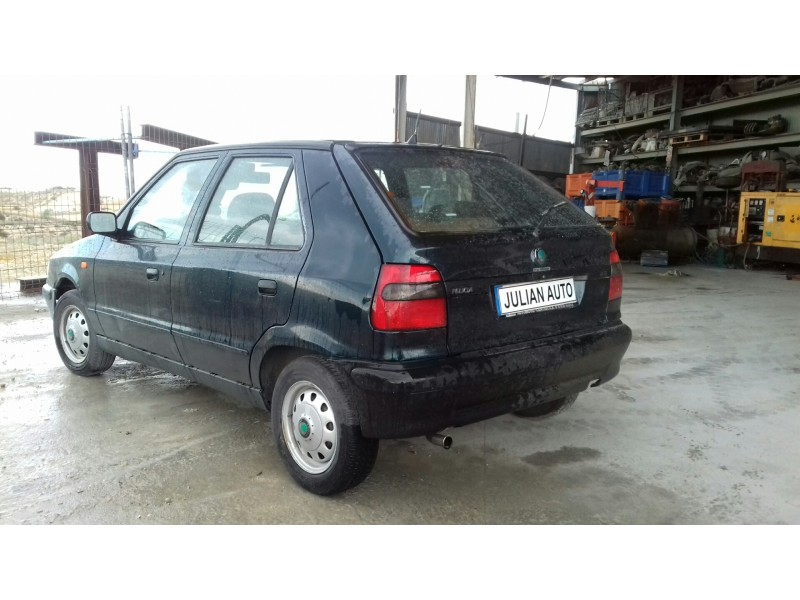 skoda felicia berlina ( 791) del año 1997