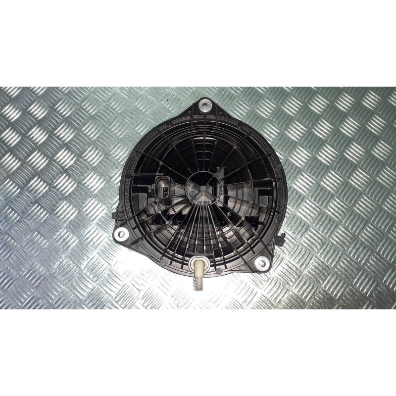 Recambio de maneta exterior maletero / porton para volkswagen golf vii lim. referencia OEM IAM 5G6827469F 5GE827469D 5G9827469D