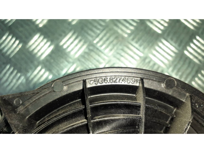 Recambio de maneta exterior maletero / porton para volkswagen golf vii lim. referencia OEM IAM 5G6827469F 5GE827469D 5G9827469D