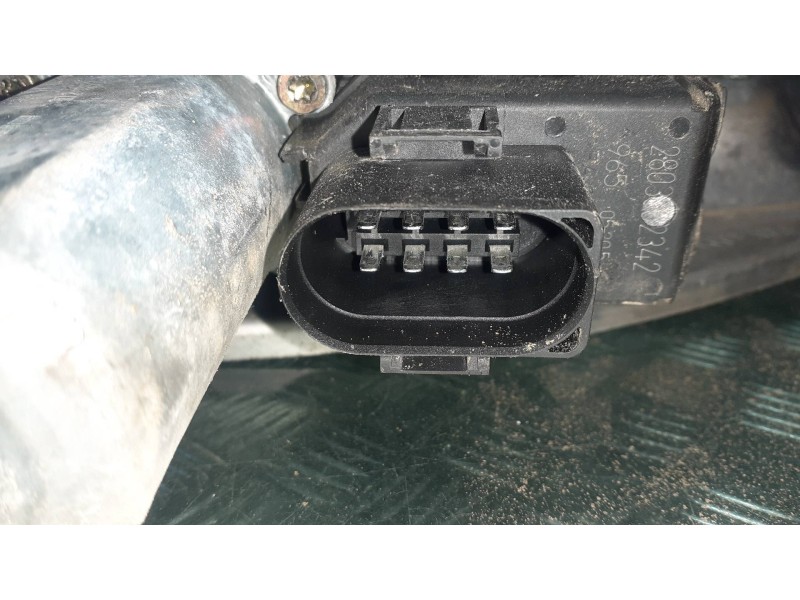 Recambio de elevalunas trasero derecho para audi a6 berlina (4b2) referencia OEM IAM 4B0839398B 0130821785 ELECTRICO Recambio de elevalunas trasero derecho para audi a6 berlina (4b2) referencia OEM IAM 4B0839398B 0130821785 ELECTRICO