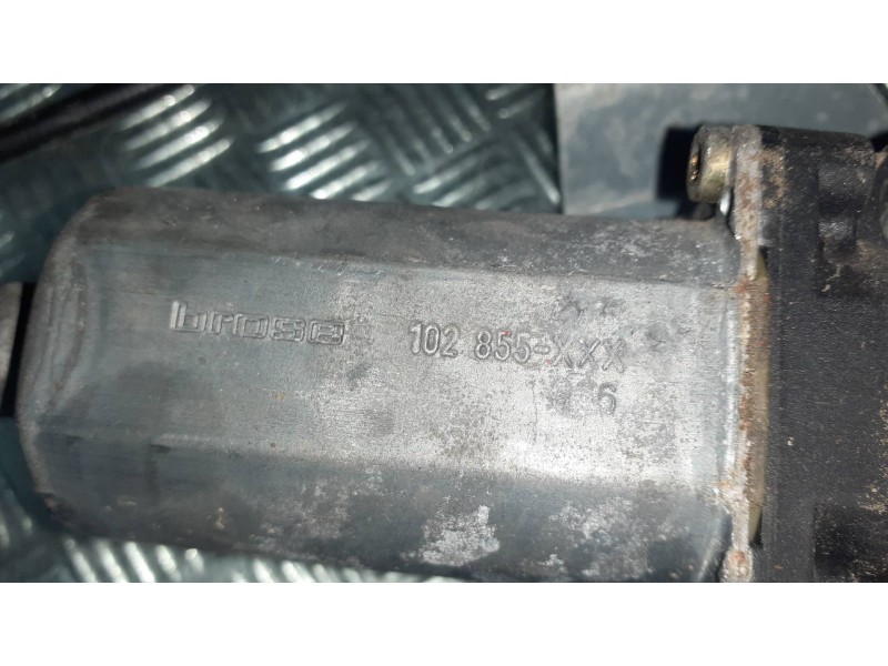 Recambio de elevalunas delantero izquierdo para audi a6 berlina (4b2) referencia OEM IAM 0130821775  ELECTRICO Recambio de elevalunas delantero izquierdo para audi a6 berlina (4b2) referencia OEM IAM 0130821775  ELECTRICO