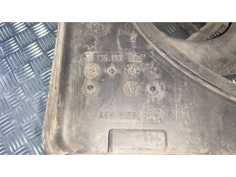 Recambio de electroventilador para opel zafira b enjoy referencia OEM IAM 0130303304 24467444 BOSCH