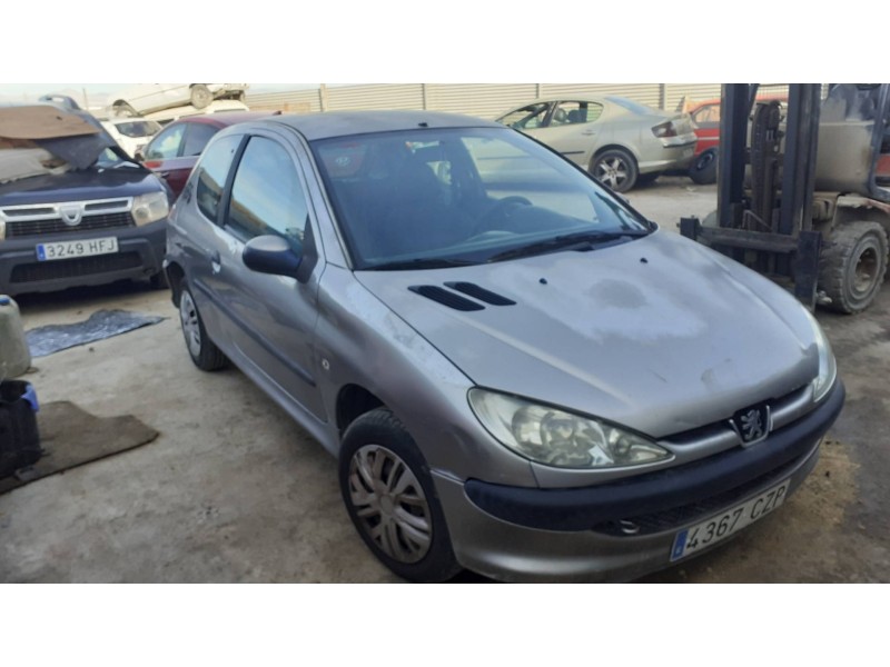 peugeot 206 berlina del año 2004