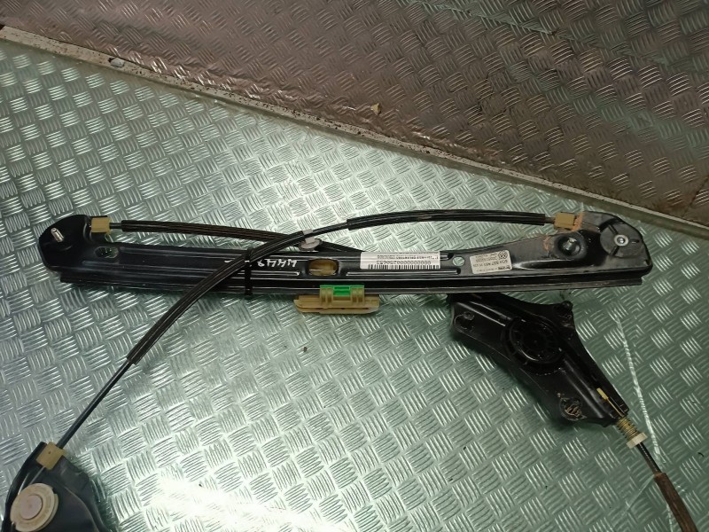 Recambio de elevalunas delantero izquierdo para volkswagen golf vii lim. referencia OEM IAM 5G4843461H  SIN MOTOR