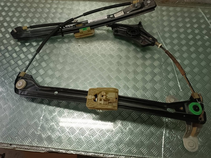 Recambio de elevalunas delantero izquierdo para volkswagen golf vii lim. referencia OEM IAM 5G4843461H  SIN MOTOR