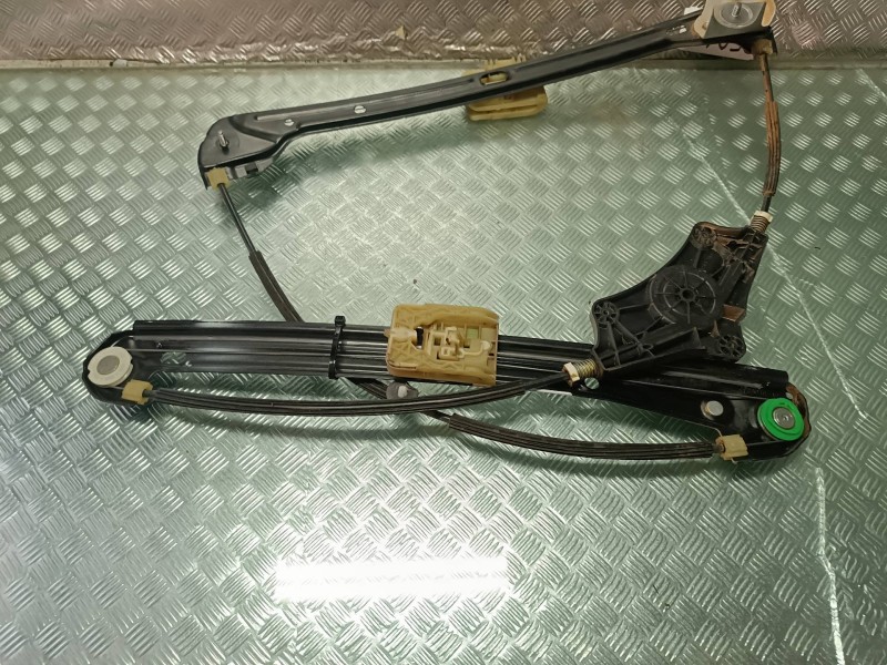 Recambio de elevalunas delantero izquierdo para volkswagen golf vii lim. referencia OEM IAM 5G4843461H  SIN MOTOR