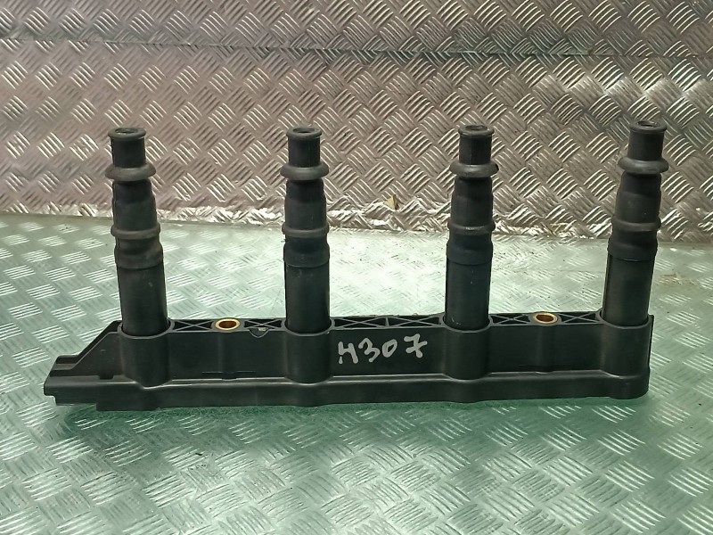 Recambio de bobina encendido para peugeot 206 berlina xs referencia OEM IAM 9651710680  