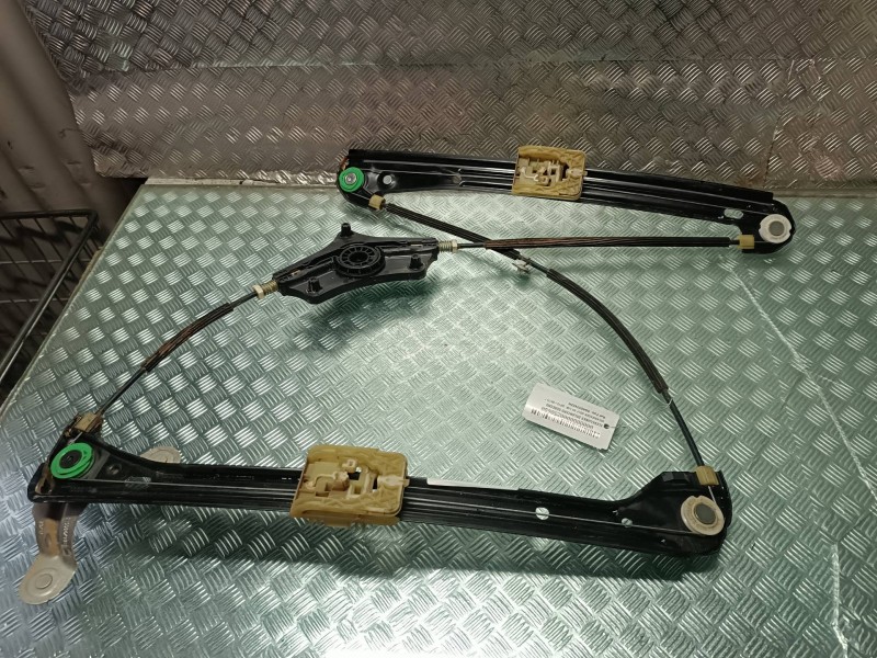 Recambio de elevalunas delantero derecho para volkswagen golf vii lim. referencia OEM IAM 5G4837462H  SIN MOTOR