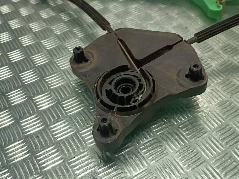 Recambio de elevalunas trasero izquierdo para volkswagen golf vii lim. referencia OEM IAM 5G4839461C  SIN MOTOR