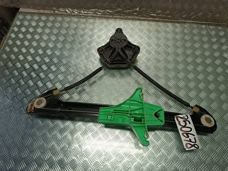 Recambio de elevalunas trasero izquierdo para volkswagen golf vii lim. referencia OEM IAM 5G4839461C  SIN MOTOR