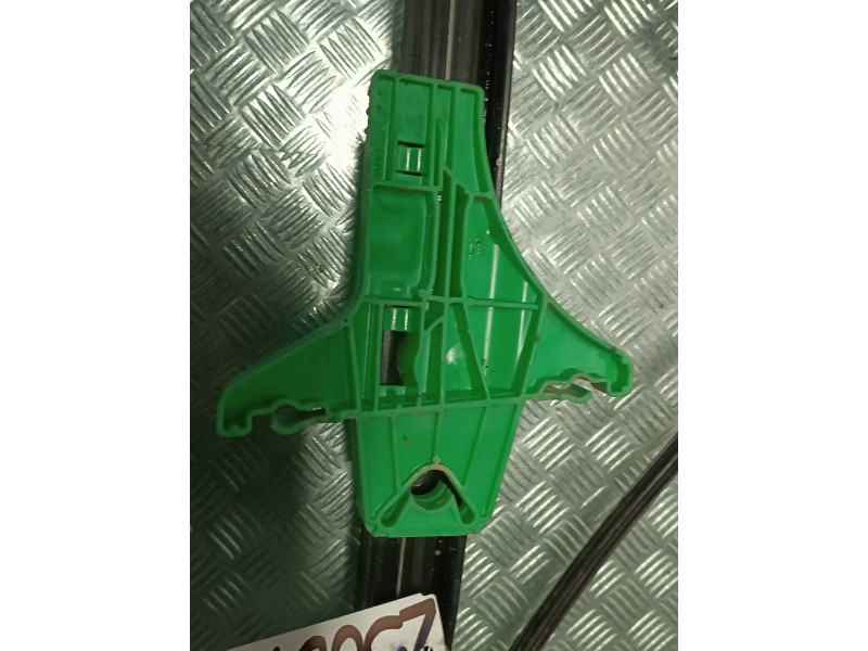 Recambio de elevalunas trasero izquierdo para volkswagen golf vii lim. referencia OEM IAM 5G4839461C  SIN MOTOR