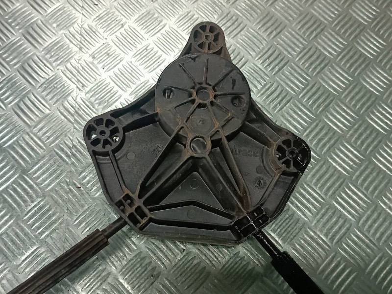 Recambio de elevalunas trasero derecho para volkswagen golf vii lim. referencia OEM IAM 5G4839462C  SIN MOTOR