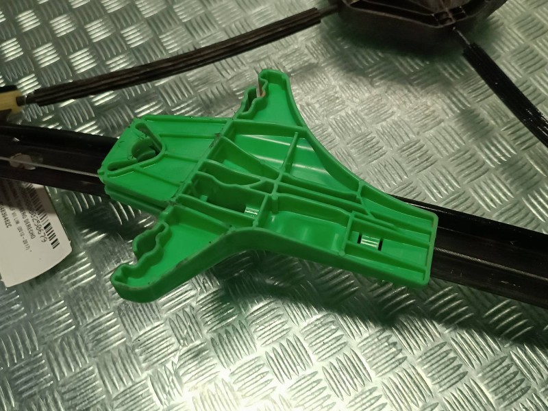 Recambio de elevalunas trasero derecho para volkswagen golf vii lim. referencia OEM IAM 5G4839462C  SIN MOTOR