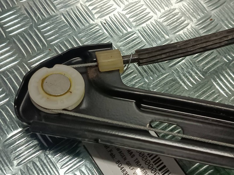 Recambio de elevalunas trasero derecho para volkswagen golf vii lim. referencia OEM IAM 5G4839462C  SIN MOTOR