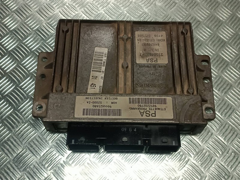 Recambio de centralita motor uce para peugeot 206 berlina referencia OEM IAM 21584632 9652202780 9644625680