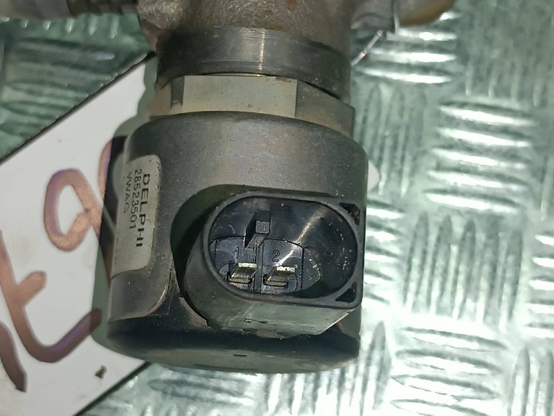 Recambio de rampa inyectora para volkswagen golf vii lim. referencia OEM IAM 04L130089F 04L906054 661707114123