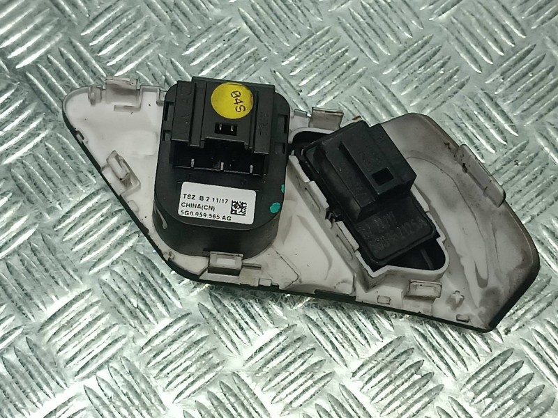 Recambio de mando retrovisor para volkswagen golf vii lim. referencia OEM IAM 5G0959565AG  