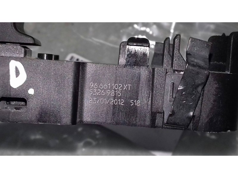 Recambio de mando elevalunas delantero derecho para peugeot 508 access referencia OEM IAM 96661102 53269815 