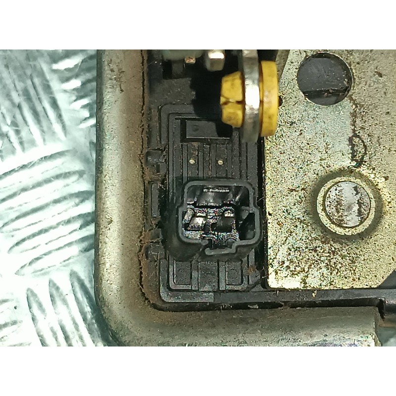 Recambio de cerradura maletero / porton para chevrolet kalos 1.2 s (d/a) referencia OEM IAM 6L28  CONECTOR 2 PINES