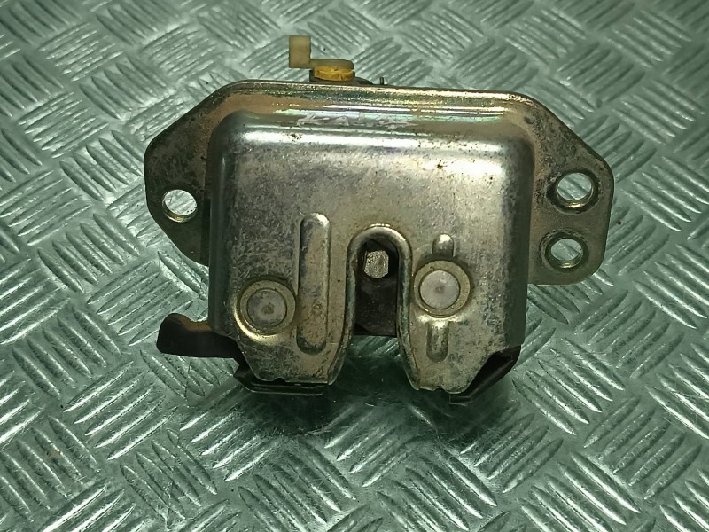 Recambio de cerradura maletero / porton para chevrolet kalos 1.2 s (d/a) referencia OEM IAM 6L28  CONECTOR 2 PINES