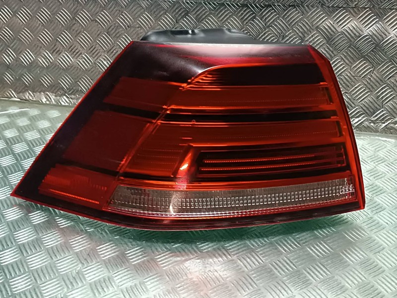 Recambio de piloto trasero izquierdo para volkswagen golf vii lim. referencia OEM IAM 5G0945095Q 5G0945311B 