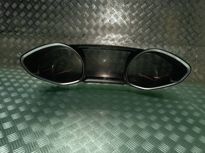 Recambio de cuadro instrumentos para peugeot 308 referencia OEM IAM 9825206280 0166084849 