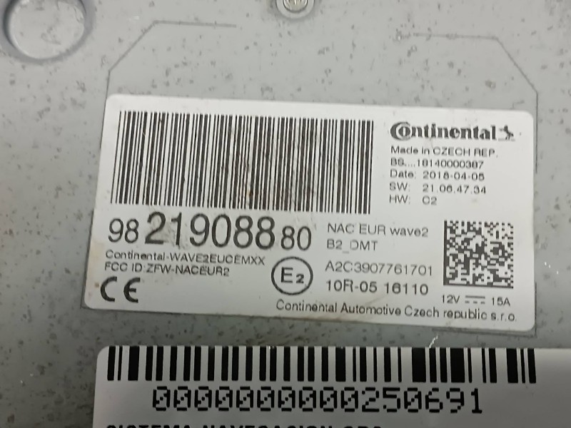 Recambio de sistema navegacion gps para peugeot 308 referencia OEM IAM 9821908880 10R516110 CONTINENTAL