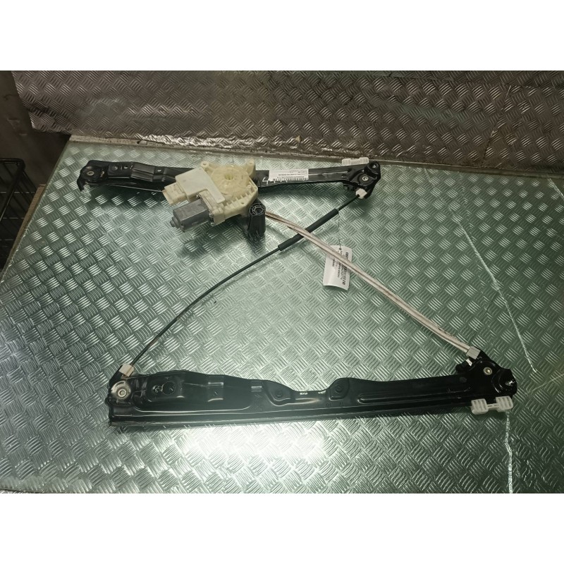 Recambio de elevalunas delantero derecho para peugeot 308 referencia OEM IAM 122425AVG 9816273080 CON MOTOR