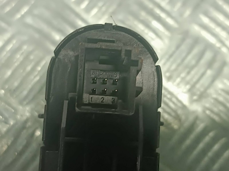 Recambio de mando elevalunas delantero izquierdo para peugeot 308 referencia OEM IAM 98248414ZD 10336572 