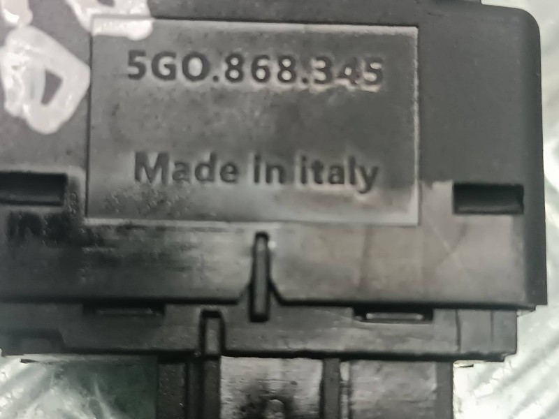 Recambio de mando elevalunas trasero derecho para volkswagen golf vii lim. referencia OEM IAM 5G0868345 5G0959855M 