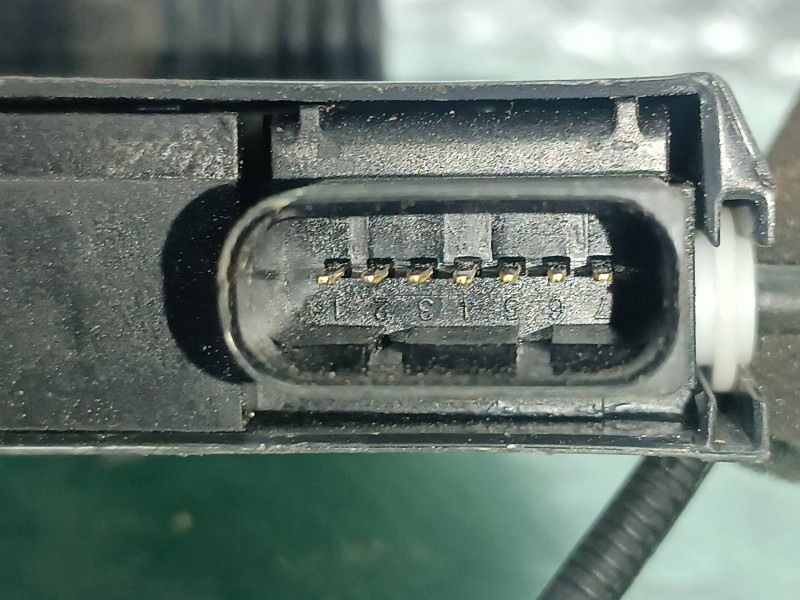 Recambio de cerradura puerta delantera derecha para peugeot 308 referencia OEM IAM 9810309380  