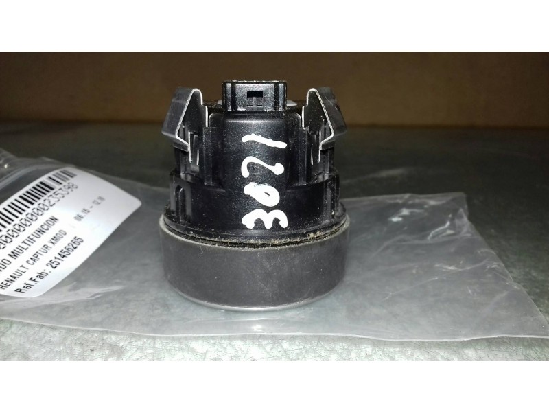 Recambio de mando multifuncion para renault captur xmod referencia OEM IAM 251456265  