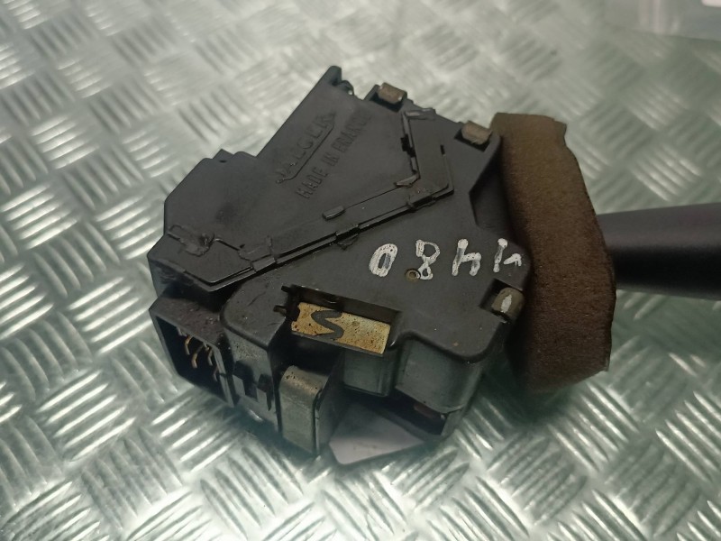 Recambio de mando luces para peugeot 205 berlina referencia OEM IAM 33614552 9753468680 