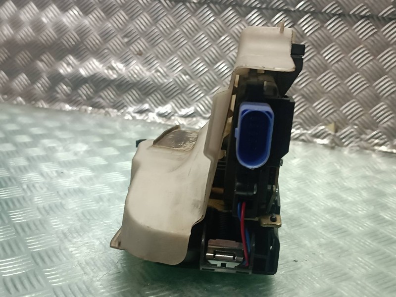 Recambio de cerradura puerta delantera derecha para volkswagen golf v berlina (1k1) gt sport referencia OEM IAM   