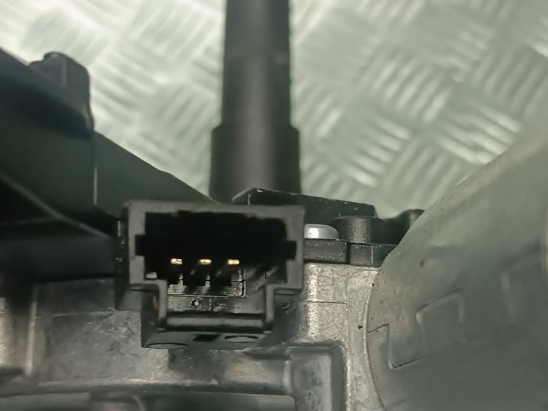 Recambio de mando limpia para peugeot 308 referencia OEM IAM 0390205010 9819523180 BOSCH