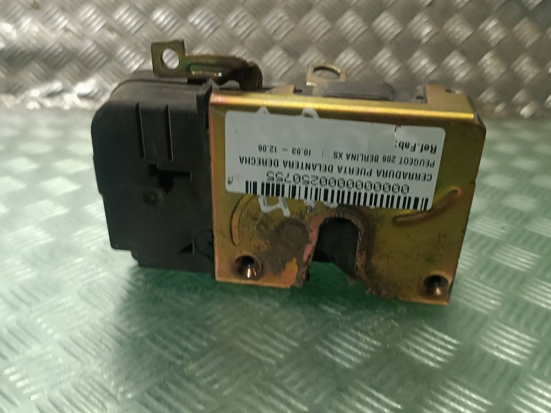 Recambio de cerradura puerta delantera derecha para peugeot 206 berlina xs referencia OEM IAM   