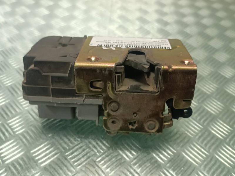 Recambio de cerradura puerta delantera derecha para peugeot 206 berlina xs referencia OEM IAM   