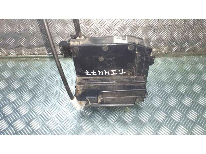 Recambio de cerradura puerta trasera izquierda para peugeot 308 referencia OEM IAM 9826126080  