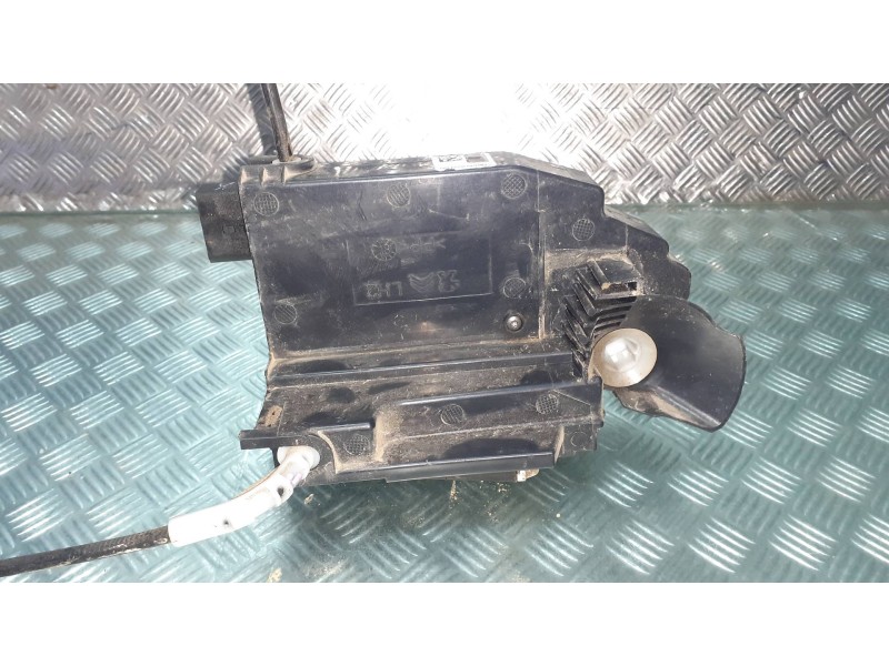 Recambio de cerradura puerta delantera izquierda para peugeot 308 referencia OEM IAM 9810309480  