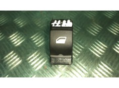 Recambio de mando elevalunas trasero izquierdo para peugeot 308 referencia OEM IAM 96762292ZD  